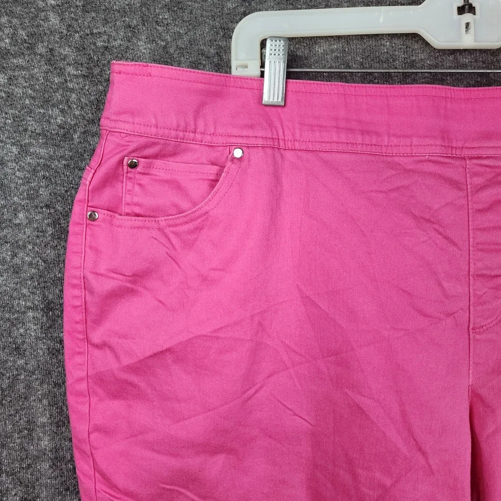 Kim Rogers Bermuda Shorts Women 20W Pink Stretch Pull On Denim Casual
